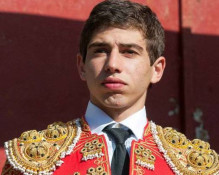 Duas orelhas e rabo para Diogo Peseiro. 